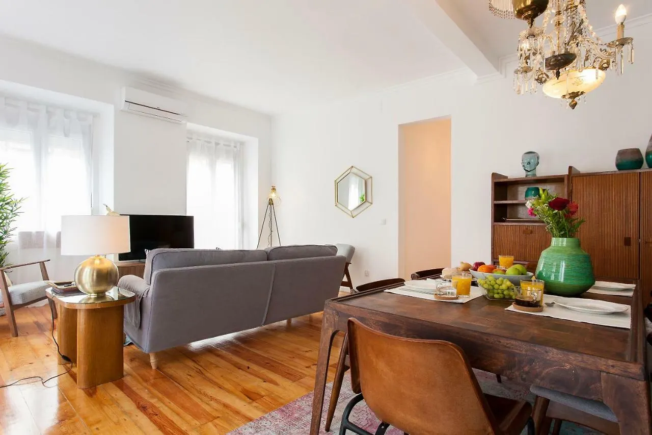 Principe Real Beautiful 3 Bedroom Flat Lissabon Apartment